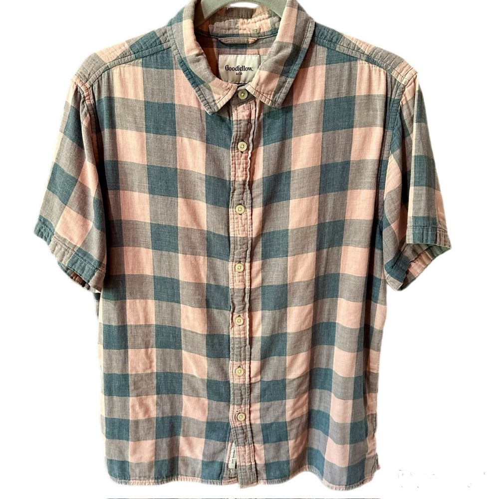 Goodfellow & Co Plaid Short Sleeve Shirt - Blue and Pink